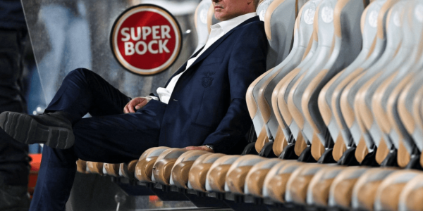 穆里尼奥战术保守，逼平劲敌，终结对手9连胜，18分排名第3