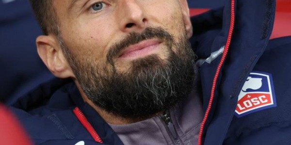 范比滕：这支拜仁的阵容当属世界前三，又一个德甲冠军几乎稳了