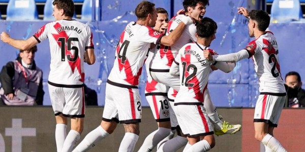 西甲最新积分战报：马竞爆冷惨败，毕巴逆转夺胜，贝蒂斯险胜延续连胜