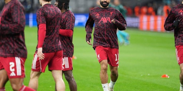 科纳特父亲去世，缺席欧冠比赛的背后故事与球队反应