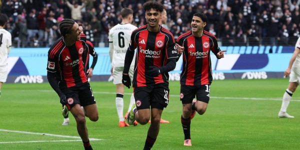 3-0,20岁法国新星闪耀德甲：2妙传，率队完胜门兴，终结9场不胜